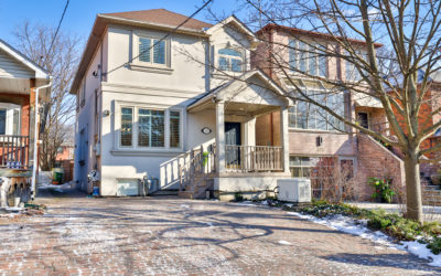 Davisville Village Family Home In Maurice Cody PS District!